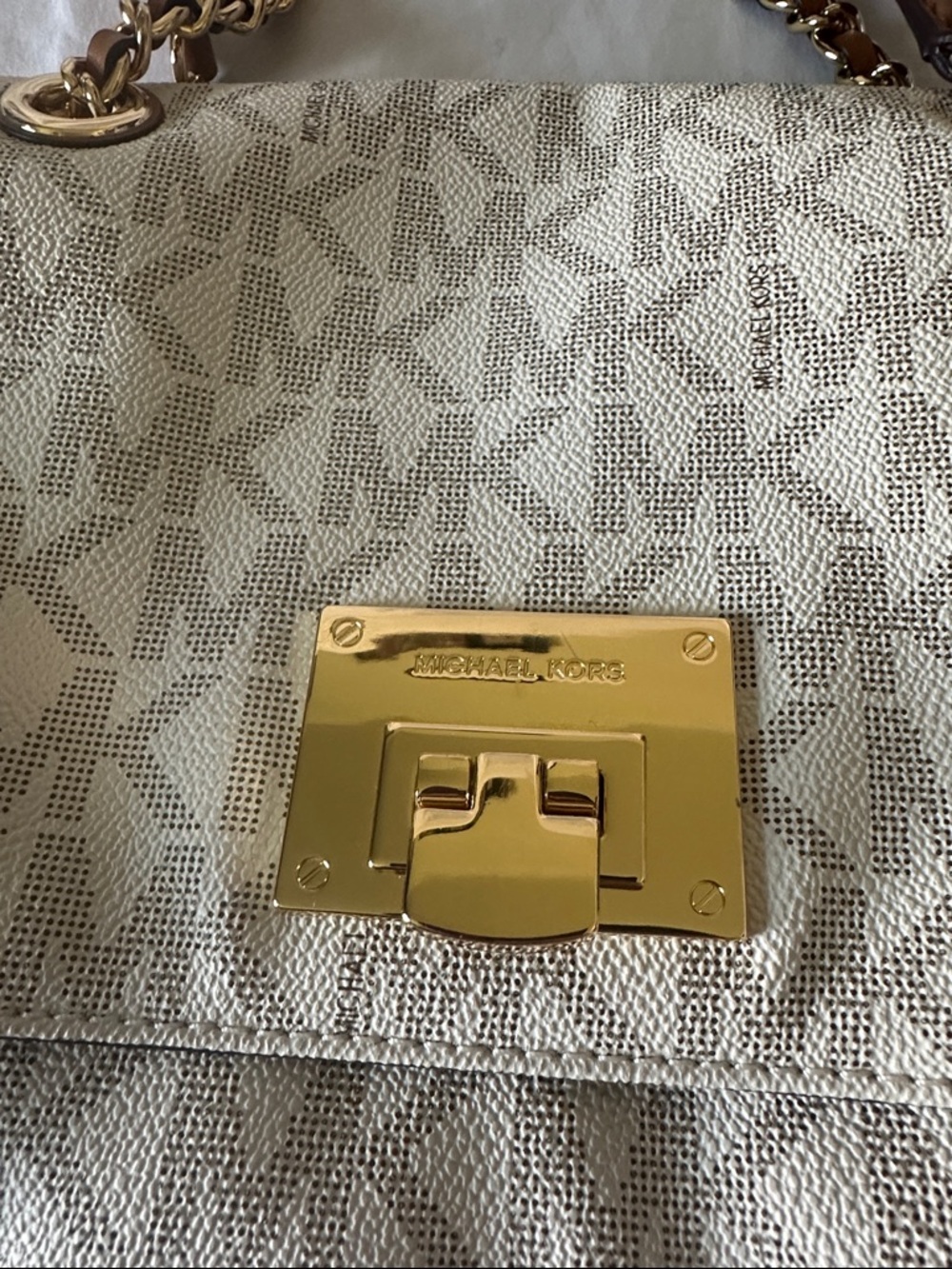Michael Kors Cream Monogram Chain Shoulder Bag with Gold Hardware - Picture 5 of 7